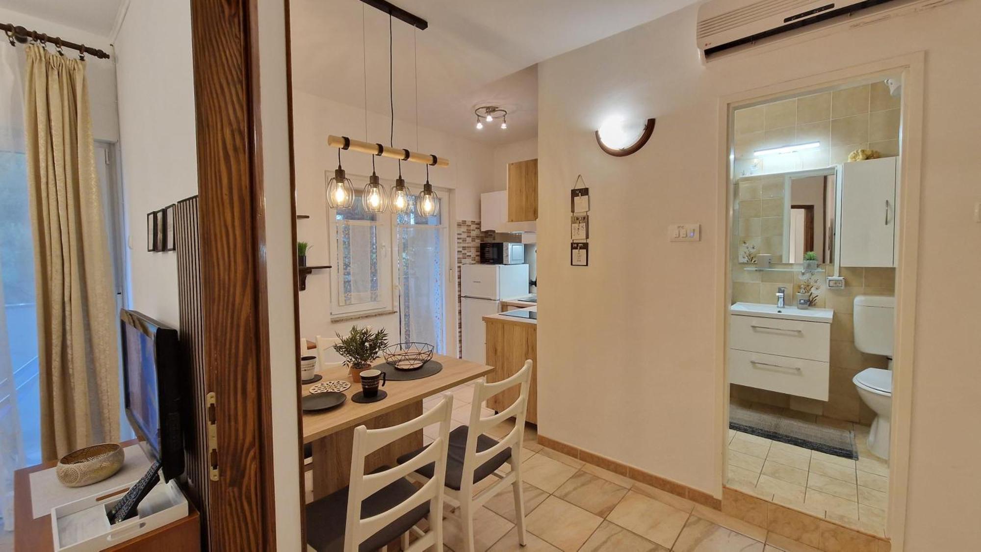 Apartments Godena Ровінь Екстер'єр фото